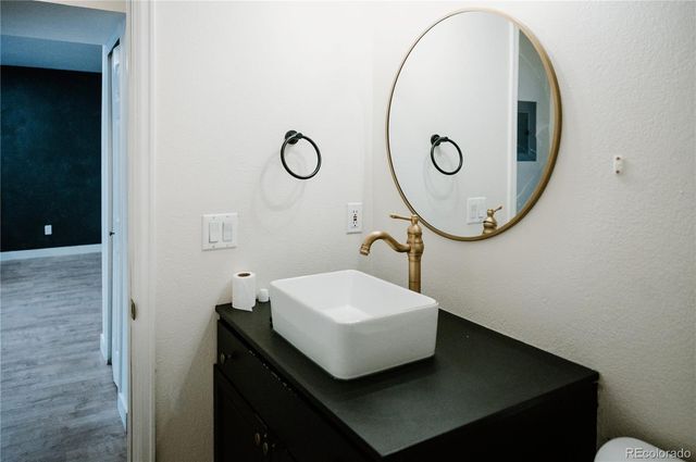 444 S Kittredge Street 100, Aurora, CO 80017