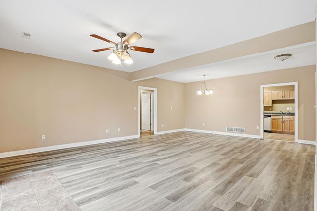 4209 GRANT LN, Columbia, MO 65203