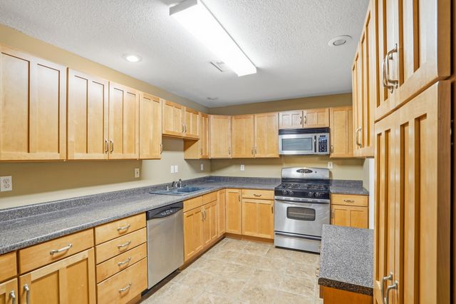 4209 GRANT LN, Columbia, MO 65203