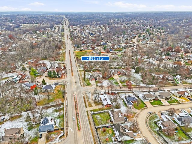 4209 GRANT LN, Columbia, MO 65203
