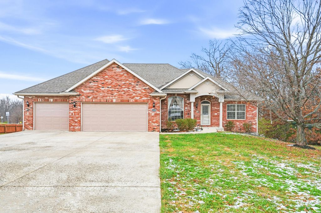 4209 GRANT LN, Columbia, MO 65203