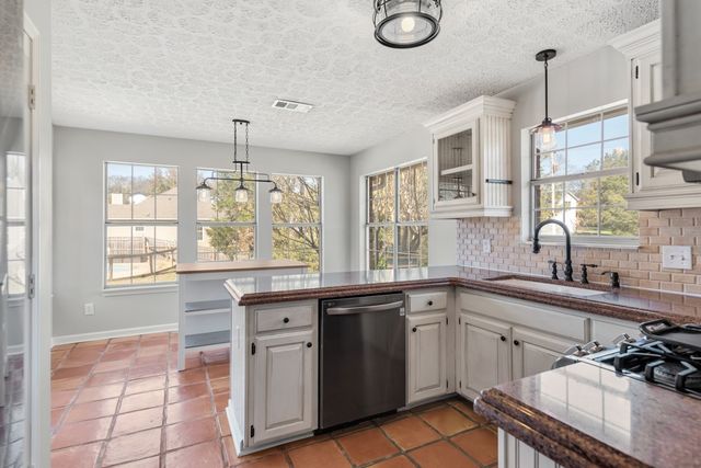 4233 New Hope Meadow Rd, Hermitage, TN 37076