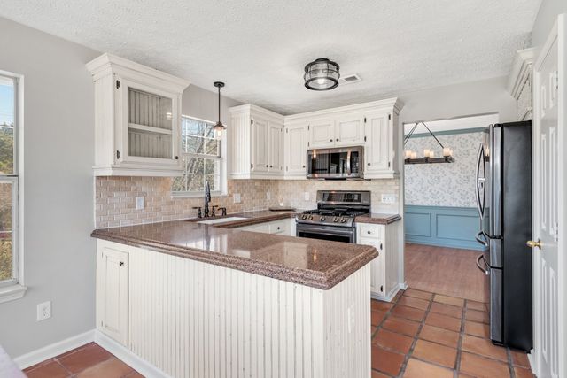 4233 New Hope Meadow Rd, Hermitage, TN 37076