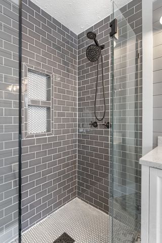 4233 New Hope Meadow Rd, Hermitage, TN 37076