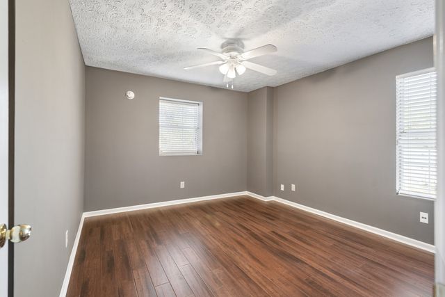 4233 New Hope Meadow Rd, Hermitage, TN 37076