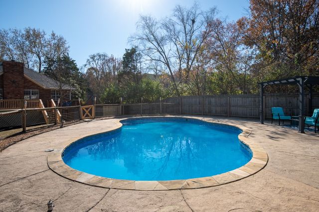 4233 New Hope Meadow Rd, Hermitage, TN 37076