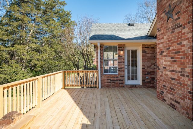 4233 New Hope Meadow Rd, Hermitage, TN 37076