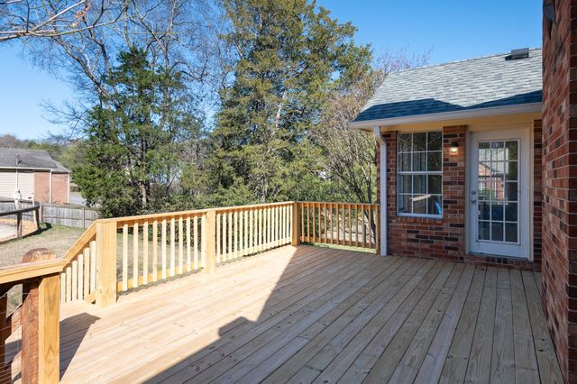 4233 New Hope Meadow Rd, Hermitage, TN 37076