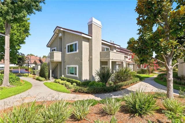 549 N Springbrook North, Irvine, CA 92614