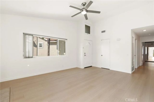 549 N Springbrook North, Irvine, CA 92614