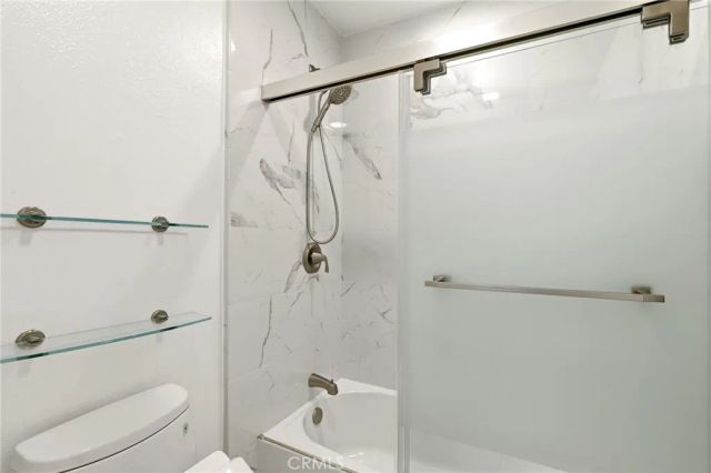 549 N Springbrook North, Irvine, CA 92614