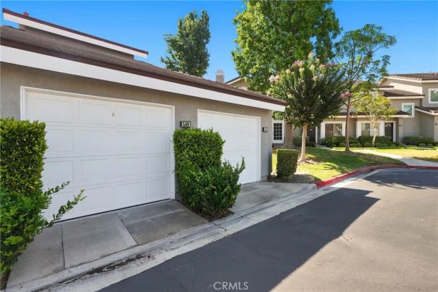 549 N Springbrook North, Irvine, CA 92614