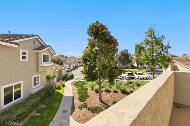 549 N Springbrook North, Irvine, CA 92614