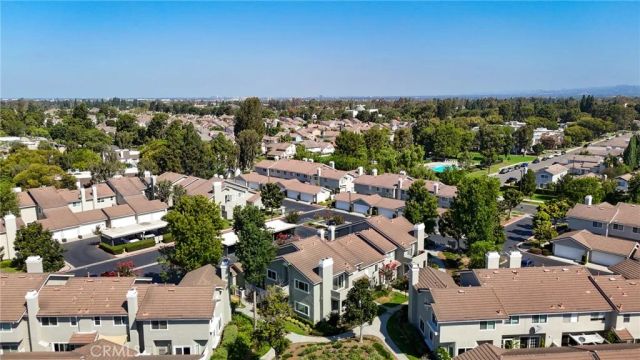 549 N Springbrook North, Irvine, CA 92614