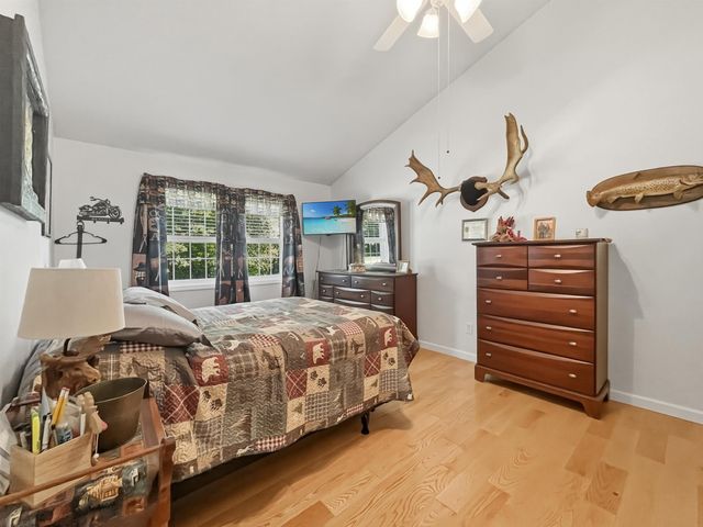 5 Wolff Drive, Essex, VT 05452