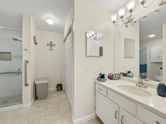 5 Wolff Drive, Essex, VT 05452