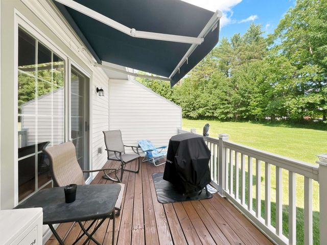 5 Wolff Drive, Essex, VT 05452