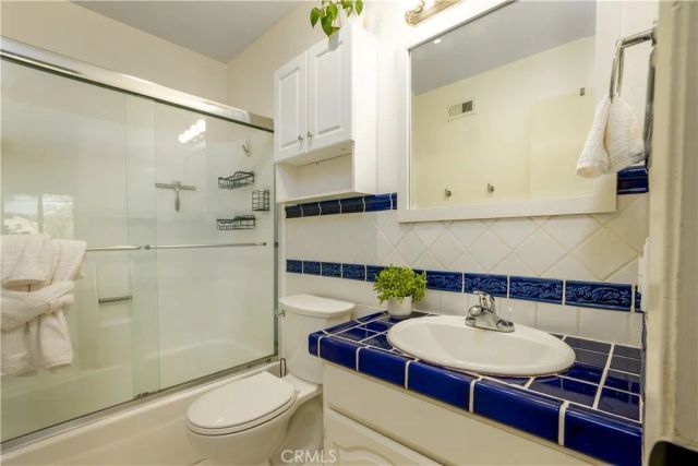 25003 Peachland 211, Newhall, CA 91321