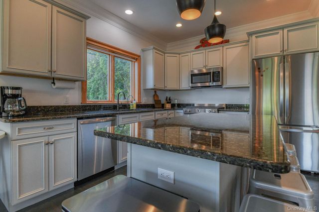 81 Nicoll Street, Newburgh, NY 12550