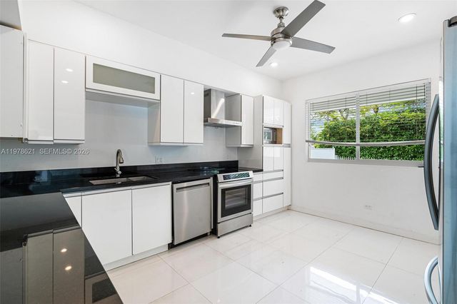 5714 SW 80th St 0, South Miami, FL 33143