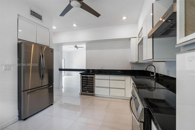 5714 SW 80th St 0, South Miami, FL 33143