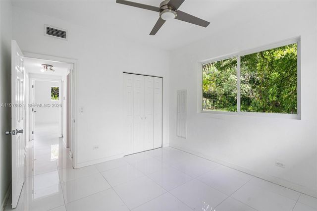 5714 SW 80th St 0, South Miami, FL 33143