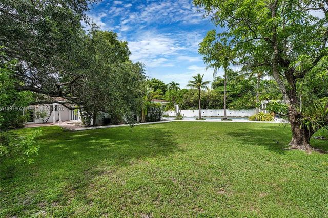 5714 SW 80th St 0, South Miami, FL 33143