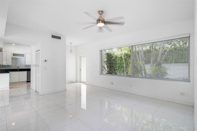 5714 SW 80th St 0, South Miami, FL 33143