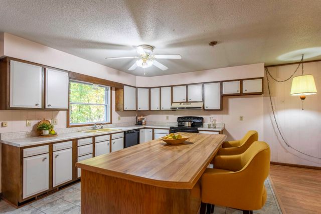 6 Vagabond Road, Williford, AR 72482