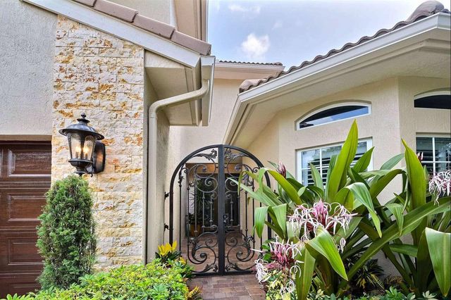 512 NE 12th Avenue, Fort Lauderdale, FL 33301