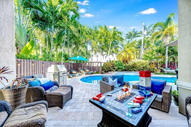 512 NE 12th Avenue, Fort Lauderdale, FL 33301