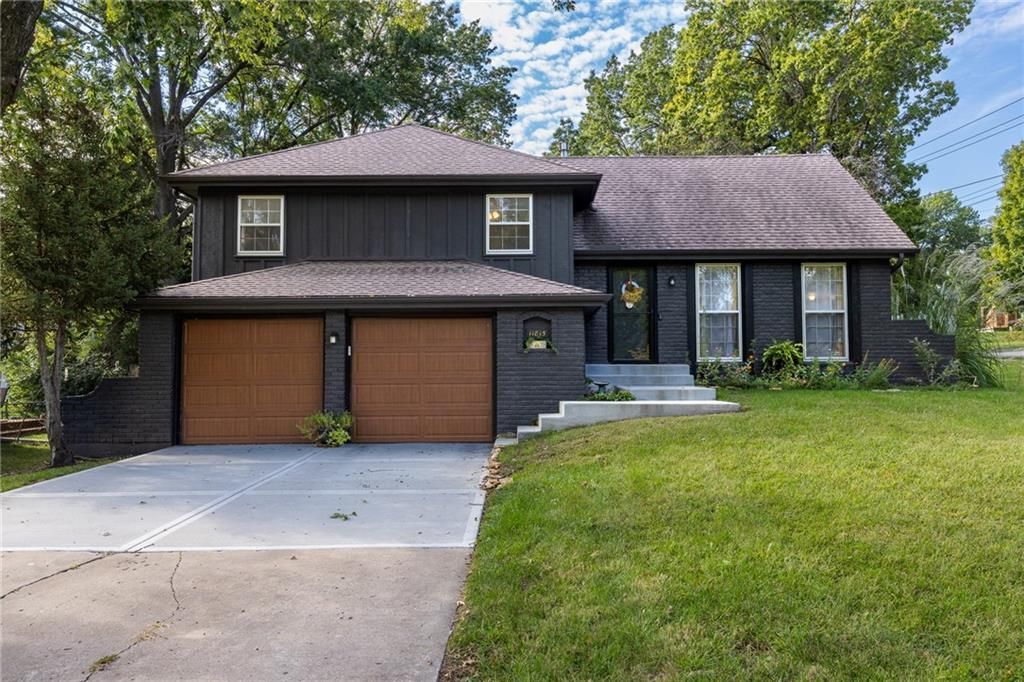 11815 W 53rd Street, Shawnee, KS 66203