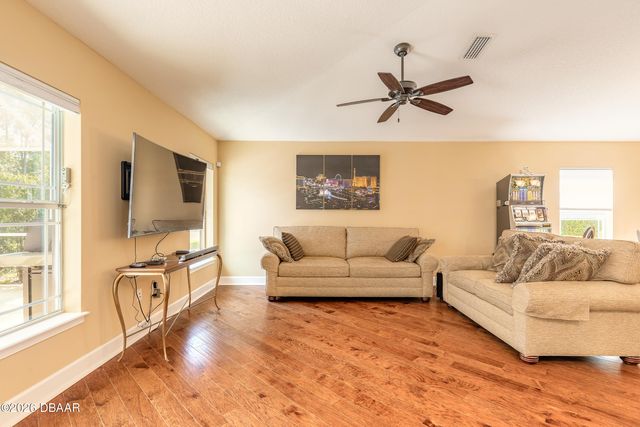 369 Chelsea Place Avenue, Ormond Beach, FL 32174