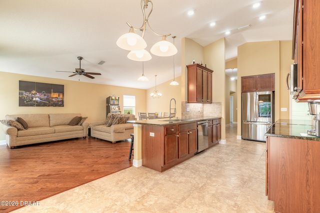 369 Chelsea Place Avenue, Ormond Beach, FL 32174