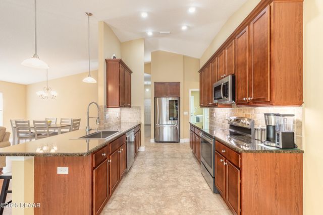 369 Chelsea Place Avenue, Ormond Beach, FL 32174