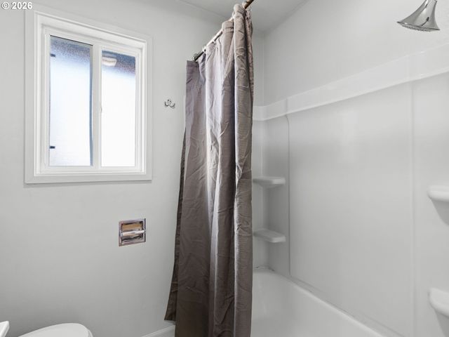 4141 Se 80TH Ave, Portland, OR 97206
