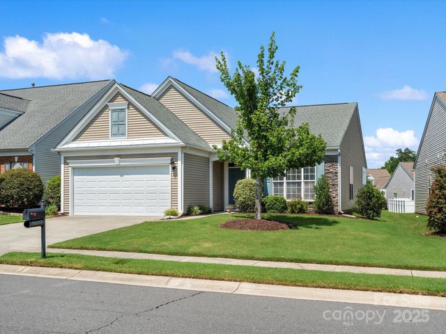 10317 Threatt Woods Drive, Charlotte, NC 28277