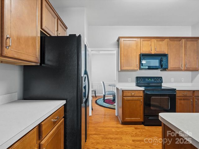 10317 Threatt Woods Drive, Charlotte, NC 28277