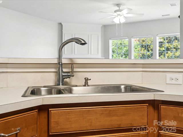 10317 Threatt Woods Drive, Charlotte, NC 28277