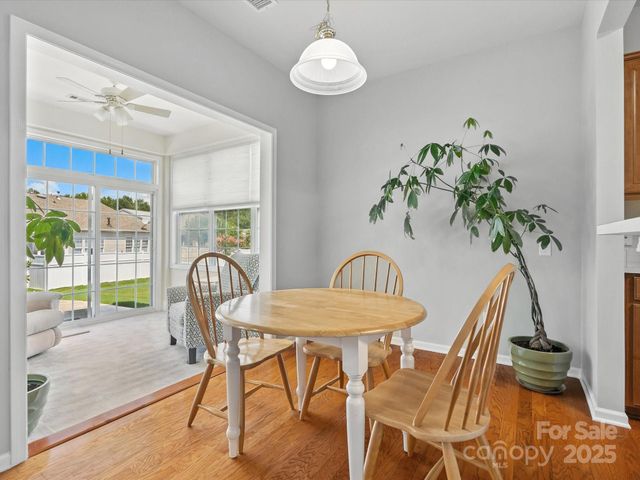 10317 Threatt Woods Drive, Charlotte, NC 28277