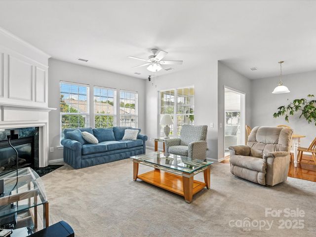 10317 Threatt Woods Drive, Charlotte, NC 28277