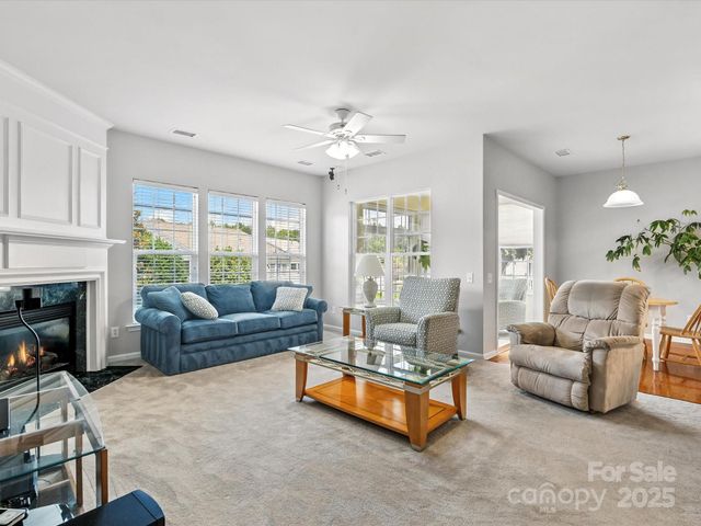 10317 Threatt Woods Drive, Charlotte, NC 28277