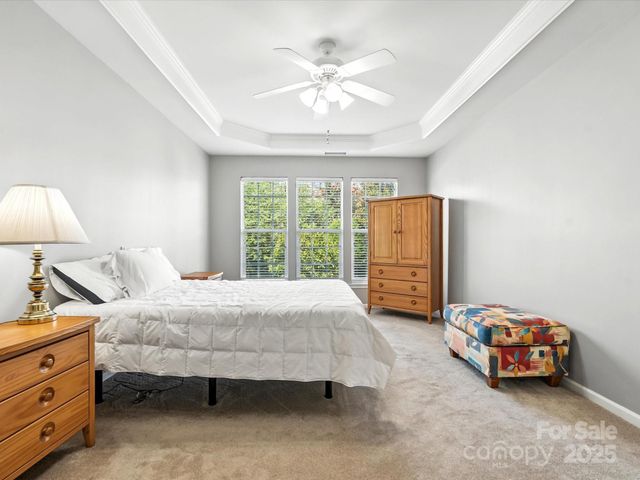 10317 Threatt Woods Drive, Charlotte, NC 28277