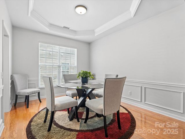 10317 Threatt Woods Drive, Charlotte, NC 28277