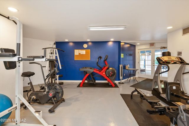 5402 N Via Del Arbolito, Tucson, AZ 85750