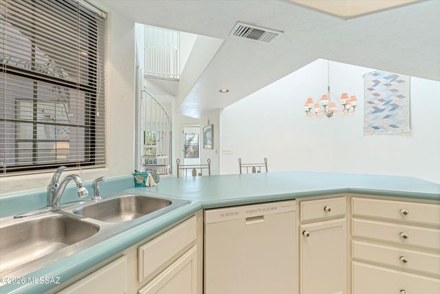5402 N Via Del Arbolito, Tucson, AZ 85750