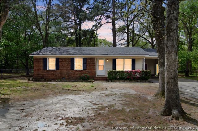 6343 Paddington Court, Fayetteville, NC 28304
