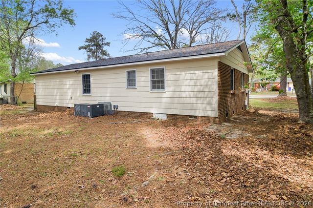 6343 Paddington Court, Fayetteville, NC 28304