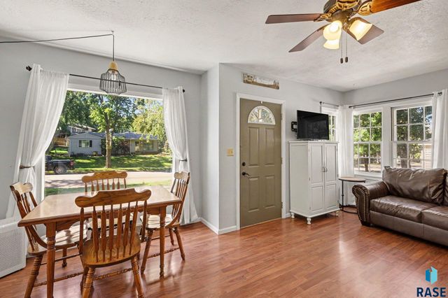 816 S Western Ave Avenue, Sioux Falls, SD 57104