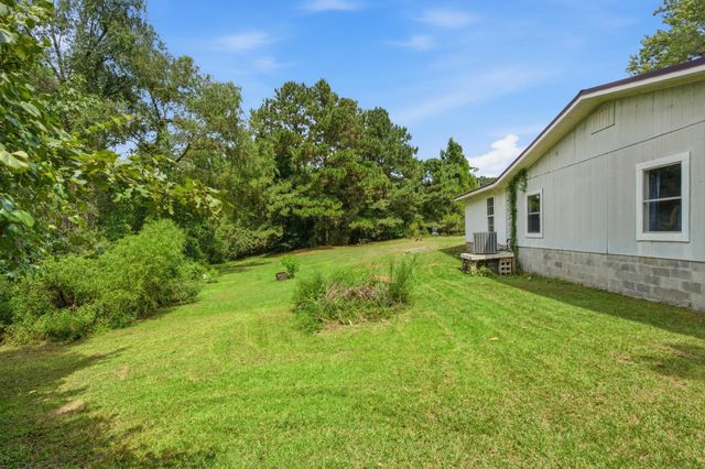 1508 Carterville Rd., Petal, MS 39465